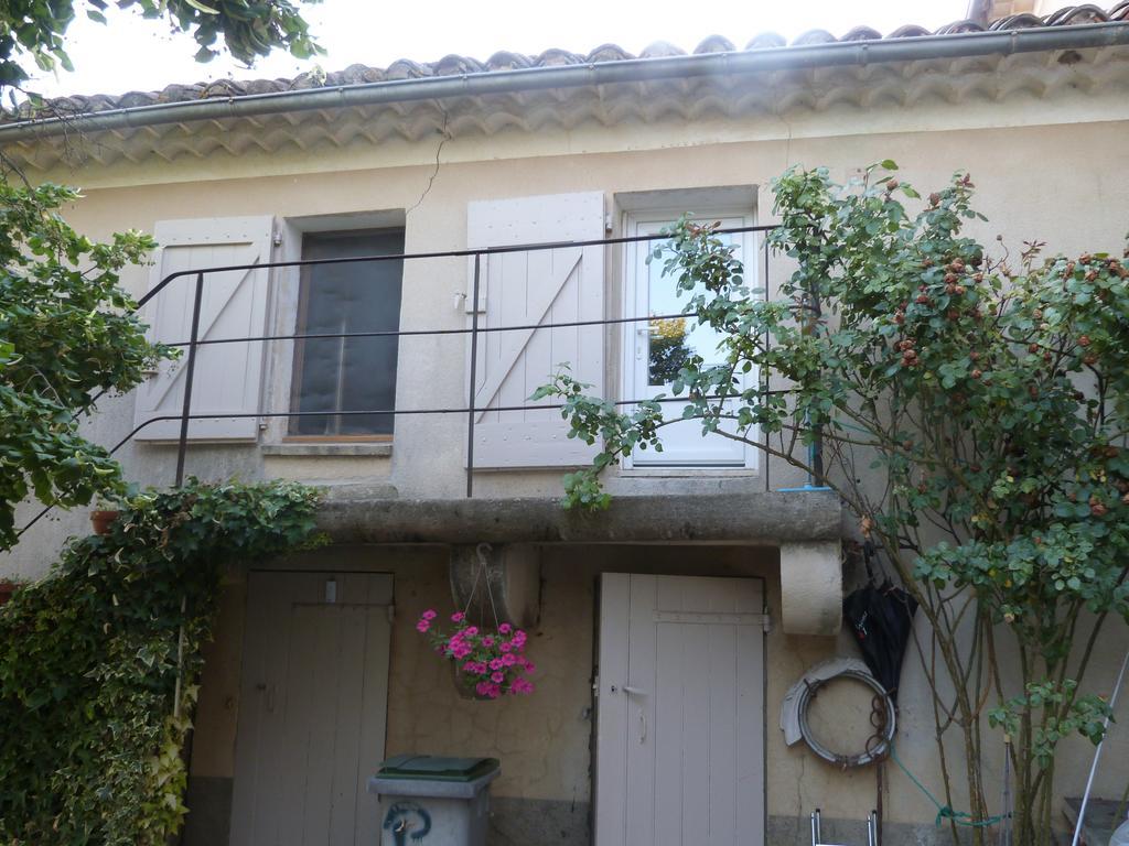 Petit Studio Le Pigeonnier A 5 Mn De Lourmarin Puyvert Екстериор снимка