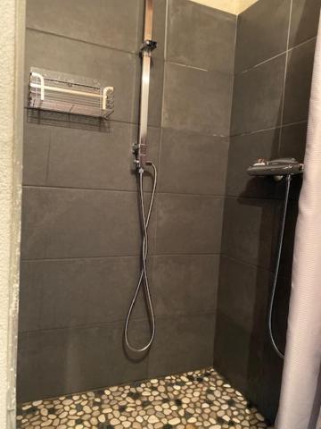 Petit Studio Le Pigeonnier A 5 Mn De Lourmarin Puyvert Екстериор снимка